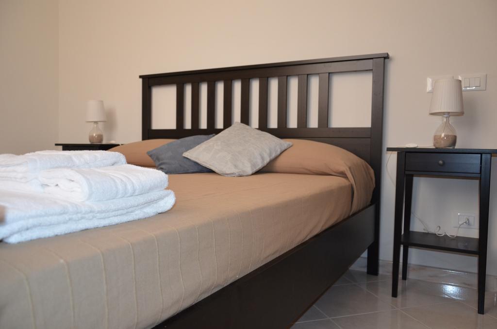 Ro.Ri. Rooms سان فيتو لو كابو الغرفة الصورة